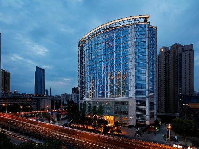 New World Wuhan Hotel - Bild 1