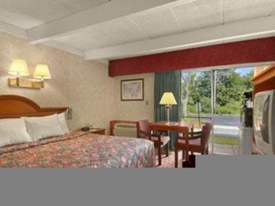 Hotel Days Inn by Wyndham Ann Arbor - Bild 3