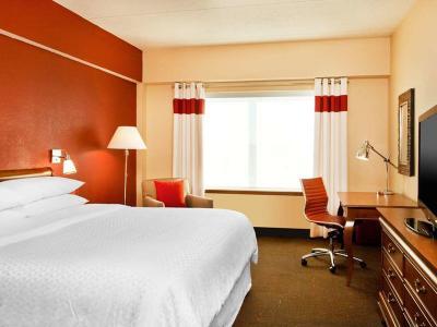 Hotel Four Points by Sheraton Louisville Airport - Bild 5
