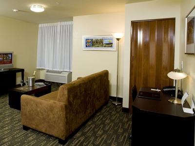 Hotel Best Western Plus Navigator Inn & Suites - Bild 5