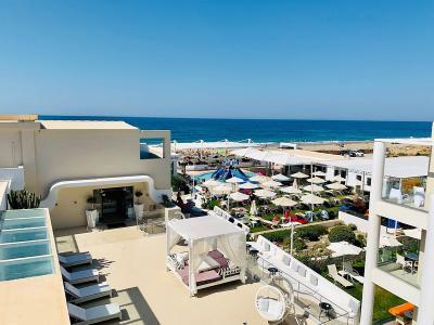 Hotel Dimitrios Village Beach Resort & Spa - Bild 4