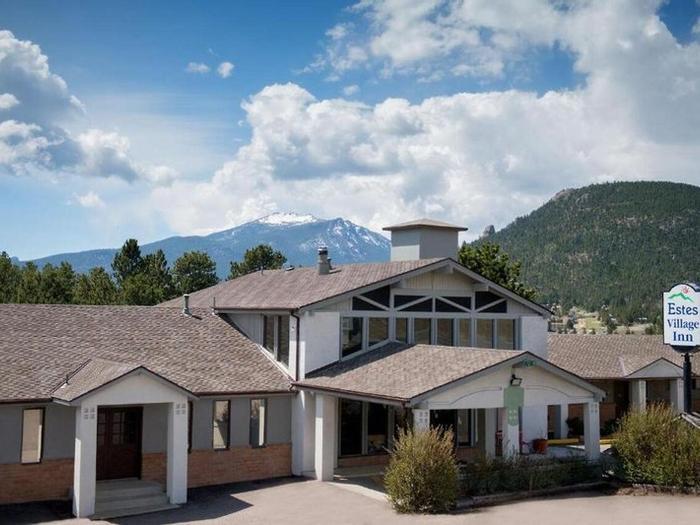 Hotel Trailborn Rocky Mountains Outpost - Bild 1