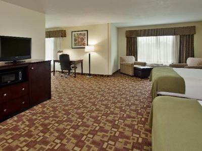 Holiday Inn Express Hotel & Suites Kansas City Sports Complex - Bild 5