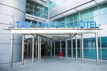 TAV Airport Hotel Istanbul - Bild 1