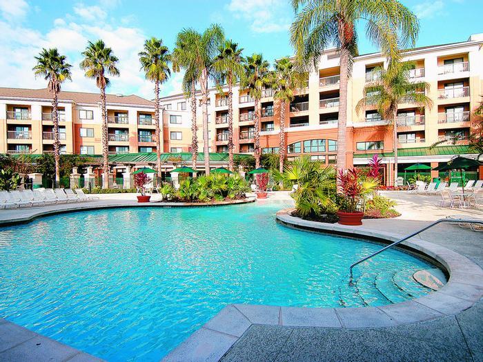 Hotel Courtyard Orlando Lake Buena Vista in the Marriott Village - Bild 1