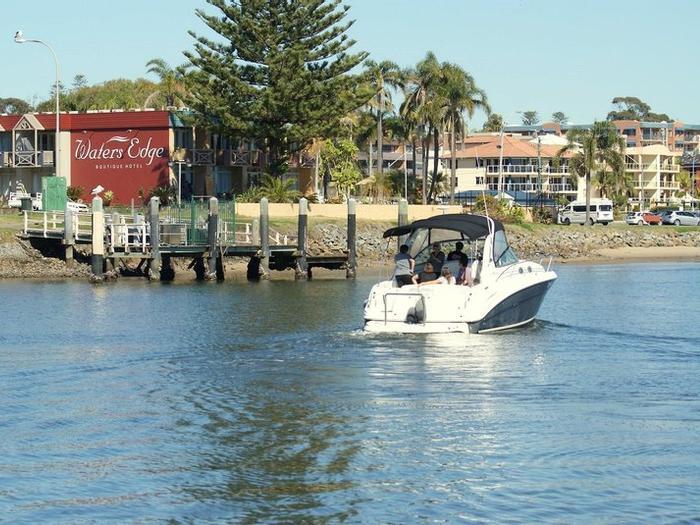 Hotel Waters Edge Port Macquarie - Bild 1
