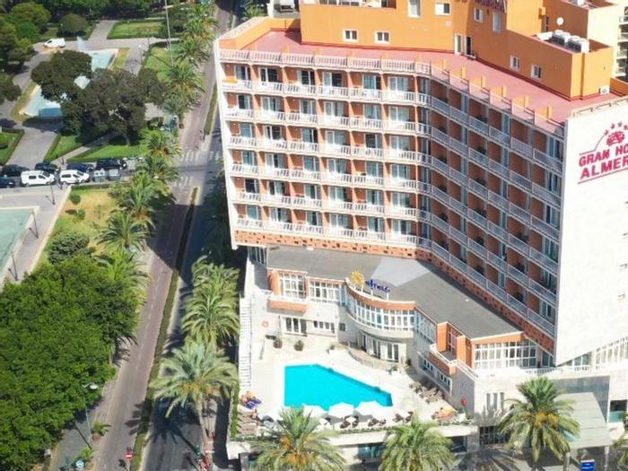 Gran Hotel Almería - Bild 1
