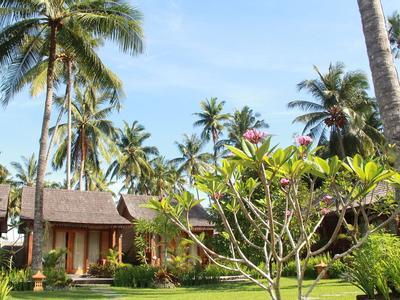 Hotel RedDoorz Plus @ Raya Senggigi Lombok - Bild 2