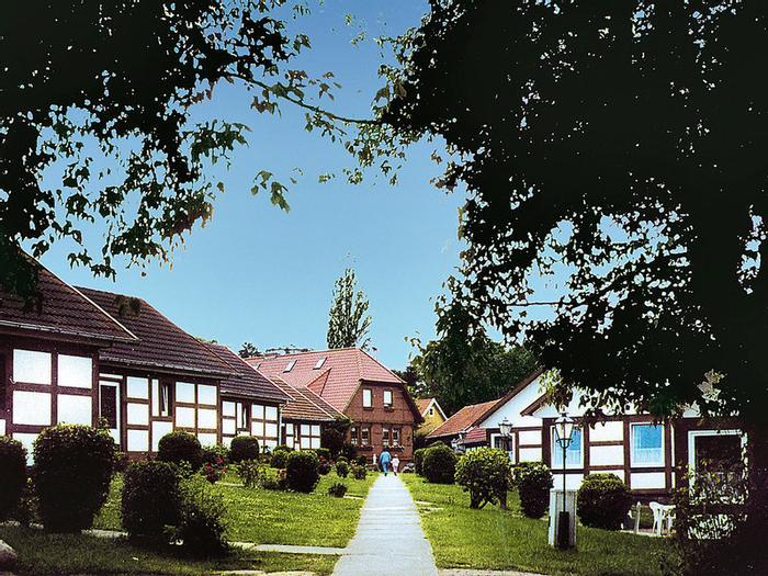 Hotel Feriendorf An Der Ostsee Ferienwohnungen - Bild 1