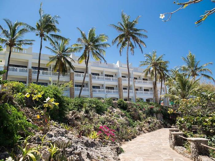 Hotel PrideInn Paradise Beach Resort & Spa - Bild 1