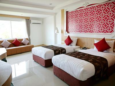 Hotel Triple Three Patong - Bild 4