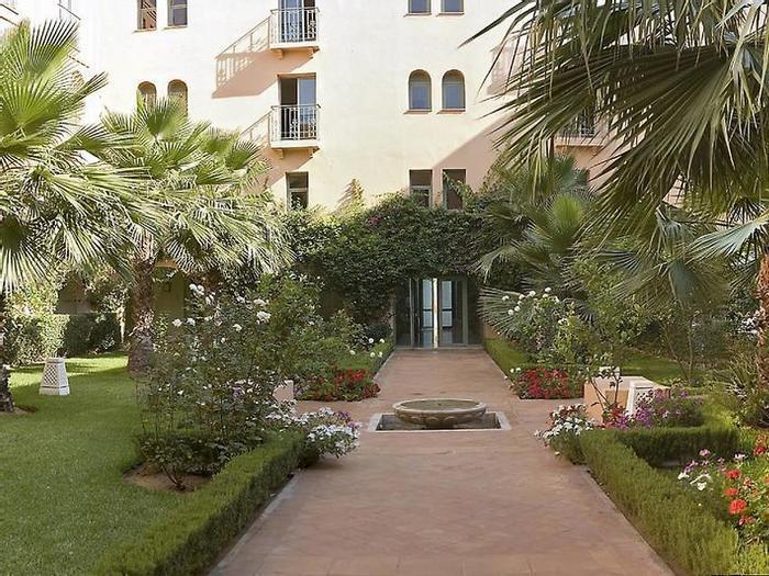 Hotel Alhambra Thalasso - Bild 1