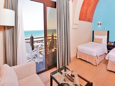 Hotel The Cove Rotana Resort Ras Al Khaimah - Bild 4