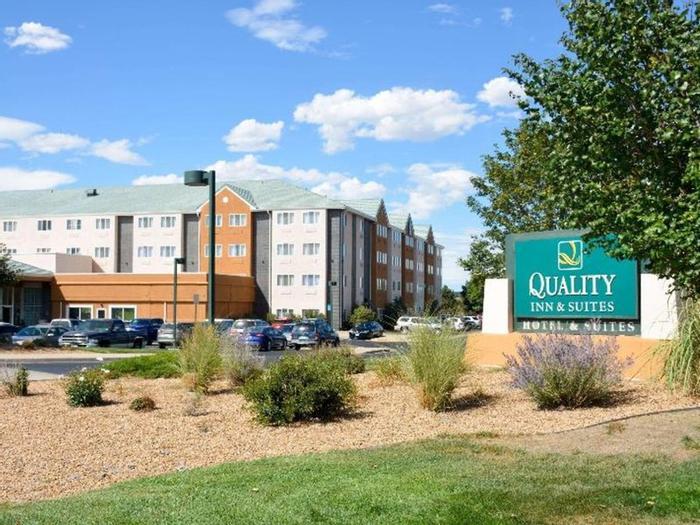 Hotel Quality Inn & Suites Denver Airport - Gateway Park - Bild 1