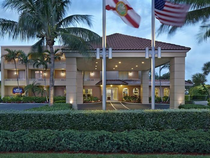 Hotel Fairfield Inn & Suites Palm Beach - Bild 1