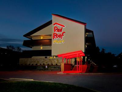 Hotel Red Roof PLUS+ Baltimore - Washington DC/BWI Airport - Bild 3