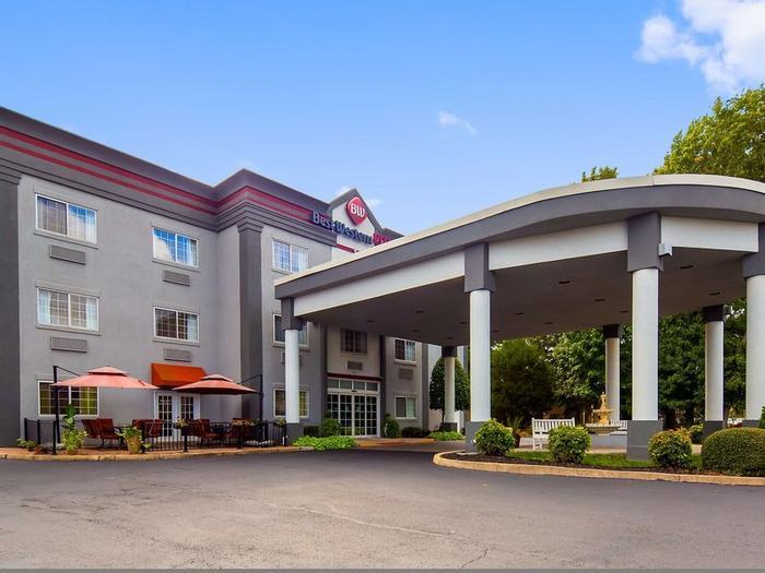 Hotel Best Western Plus Newport News Inn & Suites - Bild 1