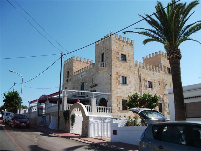 Hotel Castell de Lô - Bild 1