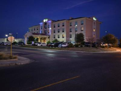 Hotel Holiday Inn Express & Suites Del Rio - Bild 5