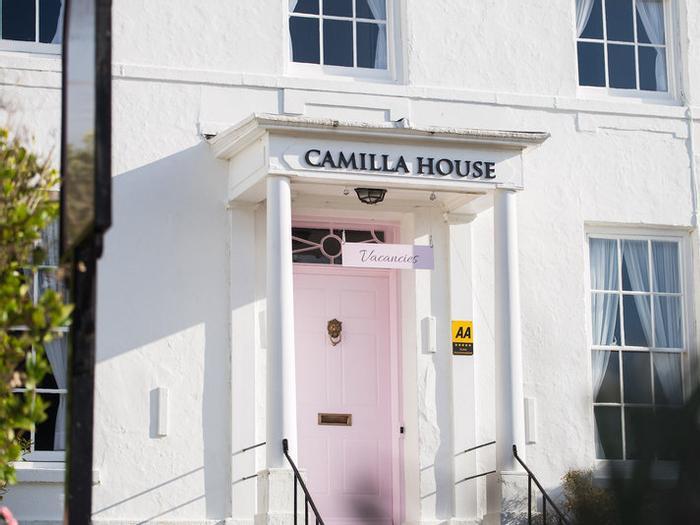 Hotel Camilla House - Guest house - Bild 1