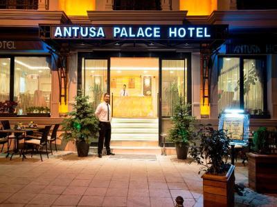 Antusa Palace Hotel & Spa - Bild 4