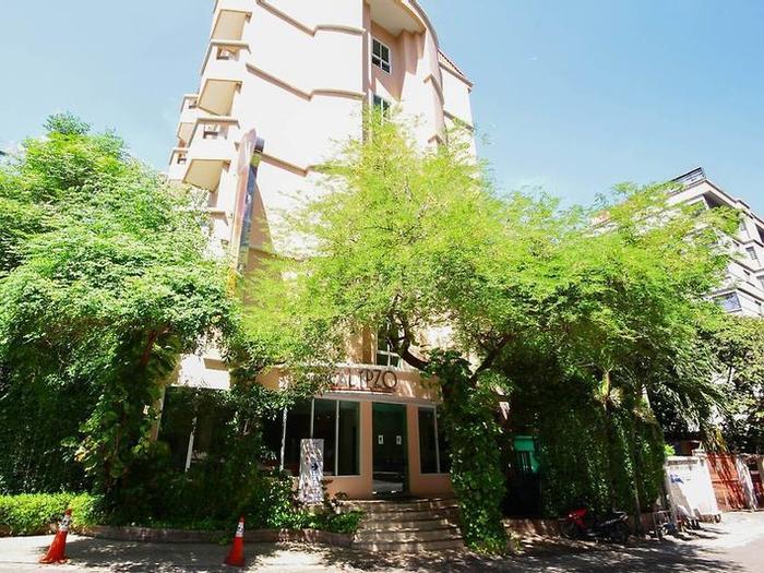 Hotel Calypzo Bangkok - Bild 1