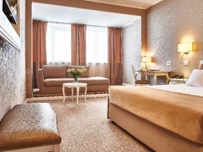 Hotel Continental Forum Arad - Bild 3