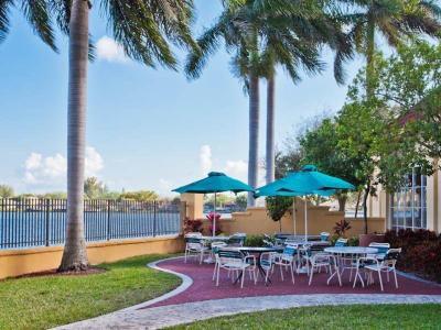 Hotel La Quinta Inn & Suites by Wyndham Ft. Lauderdale Airport - Bild 4
