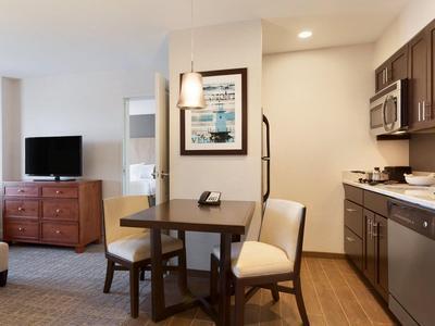 Hotel Homewood Suites by Hilton Burlington - Bild 2