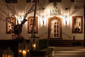 Hotel Romantik Landschloss Fasanerie - Bild 2