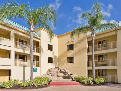 Hotel La Quinta Inn by Wyndham Tampa Near Busch Gardens - Bild 2