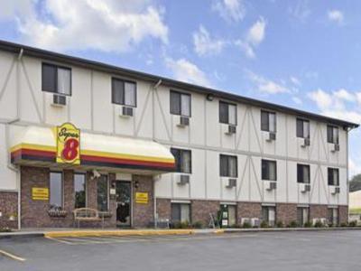 Hotel Super 8 by Wyndham Omaha NE - Bild 4