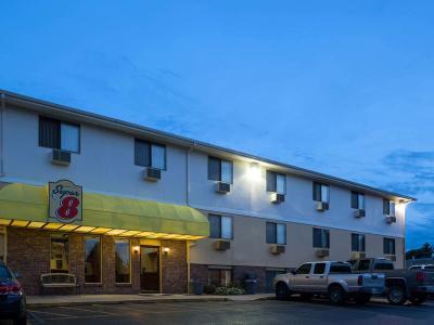 Hotel Super 8 by Wyndham Omaha NE - Bild 3