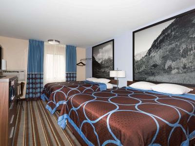 Hotel Super 8 by Wyndham Longmont/Twin Peaks - Bild 2
