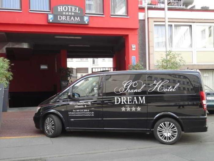 Grand Hotel Dream - Bild 1