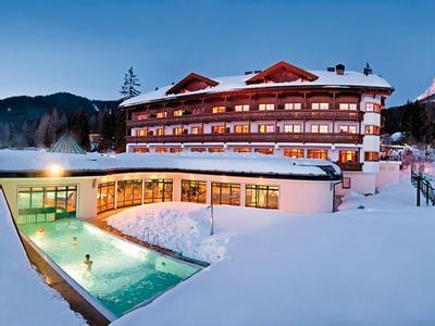 Hotel Zugspitz Resort - Bild 2