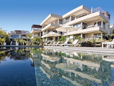 Hotel Bon Azur Beachfront Suites & Penthouses by Lov - Bild 2