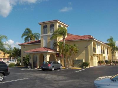 OYO Waterfront Hotel- Cape Coral/Fort Myers, FL - Bild 4