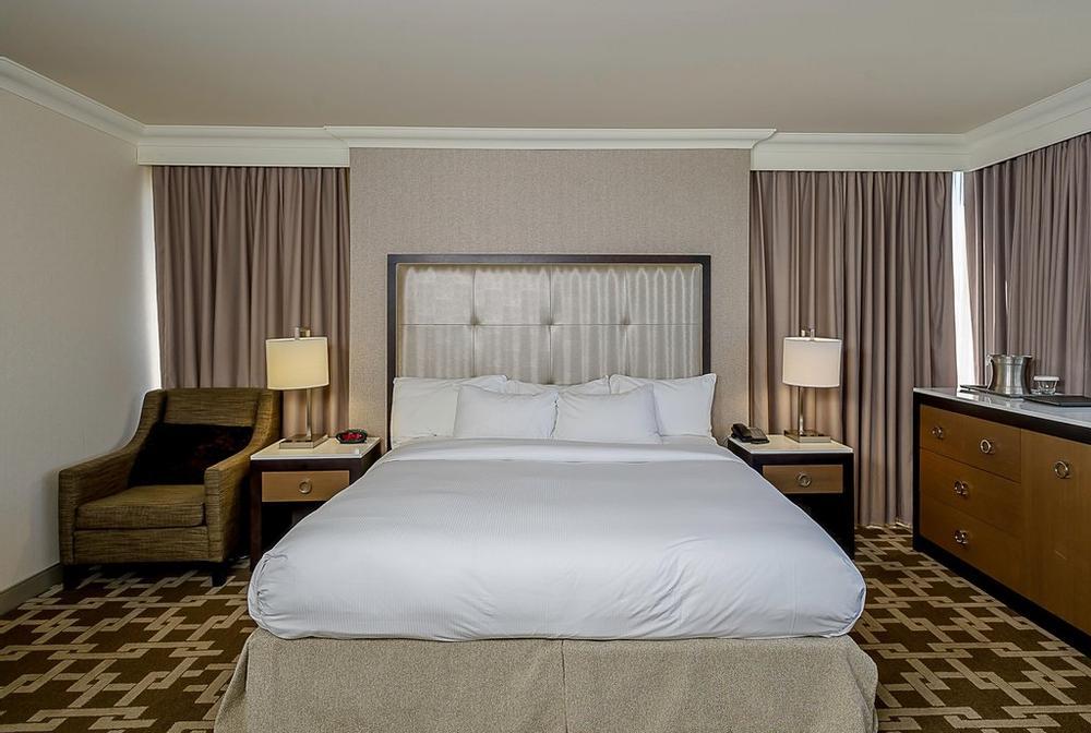 Hilton Niagara Falls/ Fallsview Hotel & Suites - Bild 1