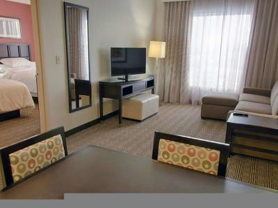 Hotel Embassy Suites by Hilton Newark Airport - Bild 3