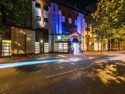 Hotel Holiday Inn Express Belfast City - Queen's Quarter - Bild 3