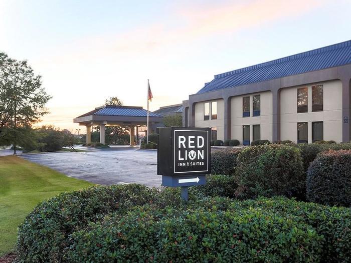 Hotel Red Lion Inn & Suites Hattiesburg - Bild 1