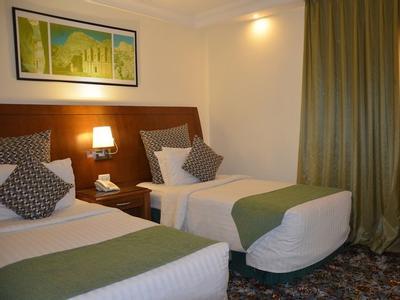 Amra Palace International Hotel - Bild 2