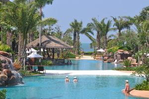 Hotel Ravindra Beach Resort & Spa - Bild 1