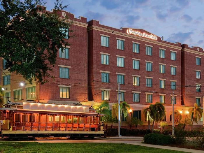 Hotel Hampton Inn and Suites Tampa/Ybor City - Bild 1