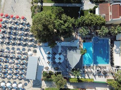 Naias Beach Hotel - Bild 2