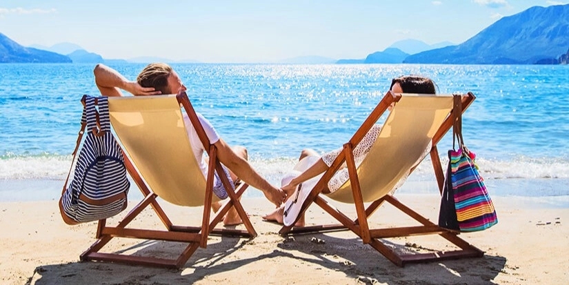 Teaser-„Ossis“ buchen ihren Sommerurlaub 20 Tage früher als „Wessis“