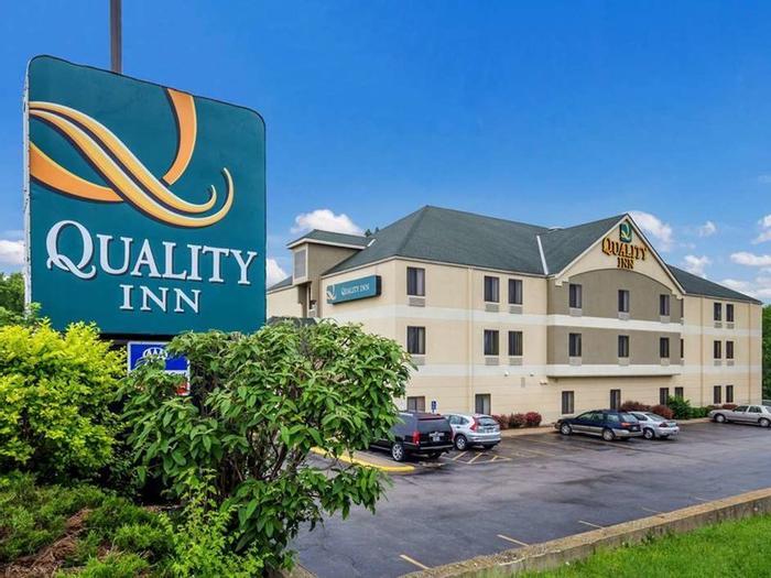 Quality Inn I-70 Near Kansas Speedway - Bild 1