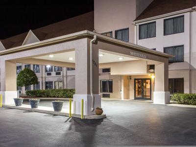 Hotel Comfort Suites Wilmington - Bild 4