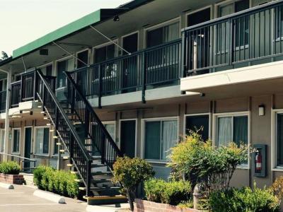 Hotel Quality Inn & Suites Silicon Valley - Bild 3